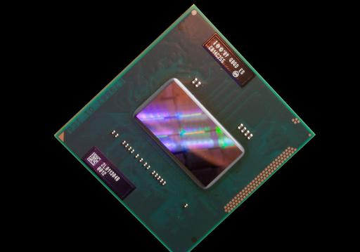 Десятиядерные процессоры Intel Xeon E7 анонсированы официально